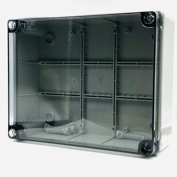 Коробка розподільча навісна 240х190х90 мм з гладкими стінками і прозорою кришкою димчастого кольору ІР56 (EC420C7)