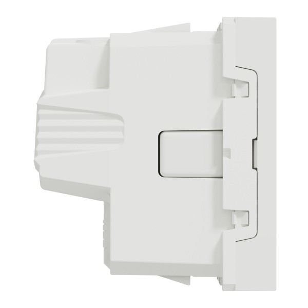 Розетка с ж/к со шторками 16А винтовые зажим белый (NU303618)